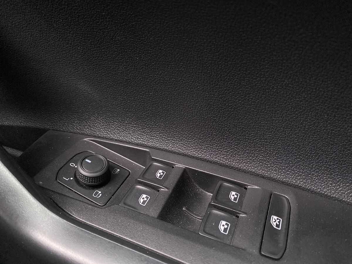 Volkswagen Polo 1.0 Life 5Dr