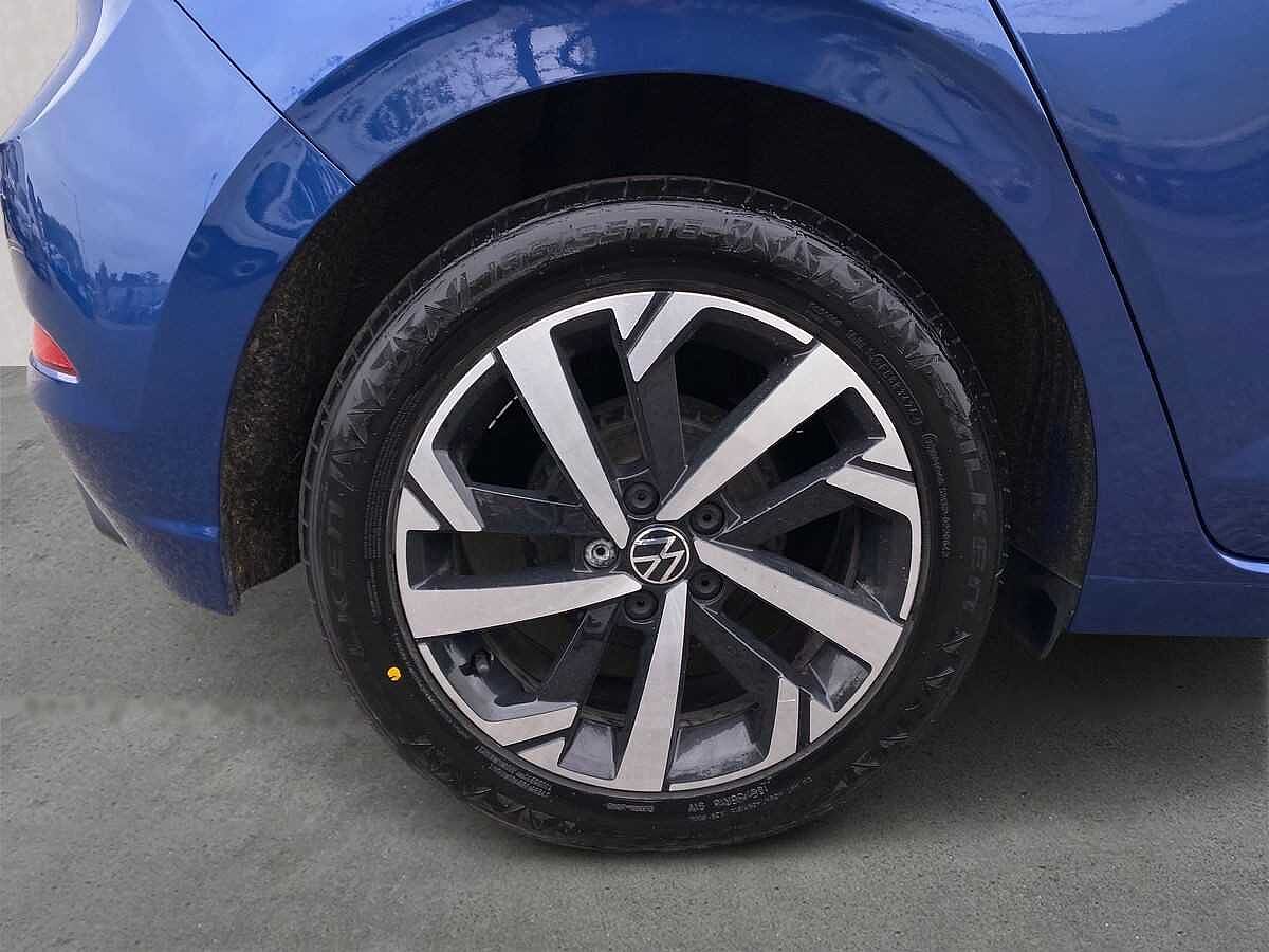 Volkswagen Polo 1.0 Life 5Dr