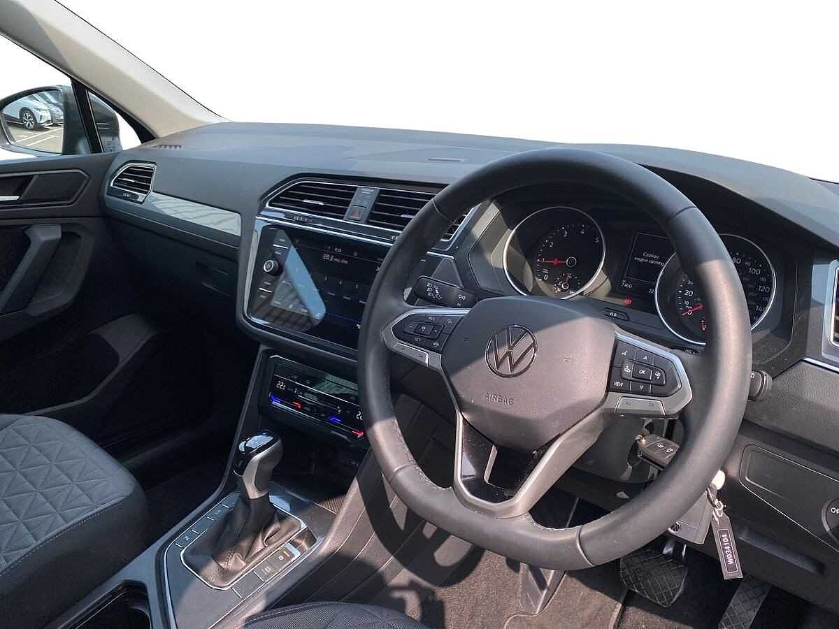 Volkswagen Tiguan 1.5 TSI (150ps) Life EVO DSG 5 door