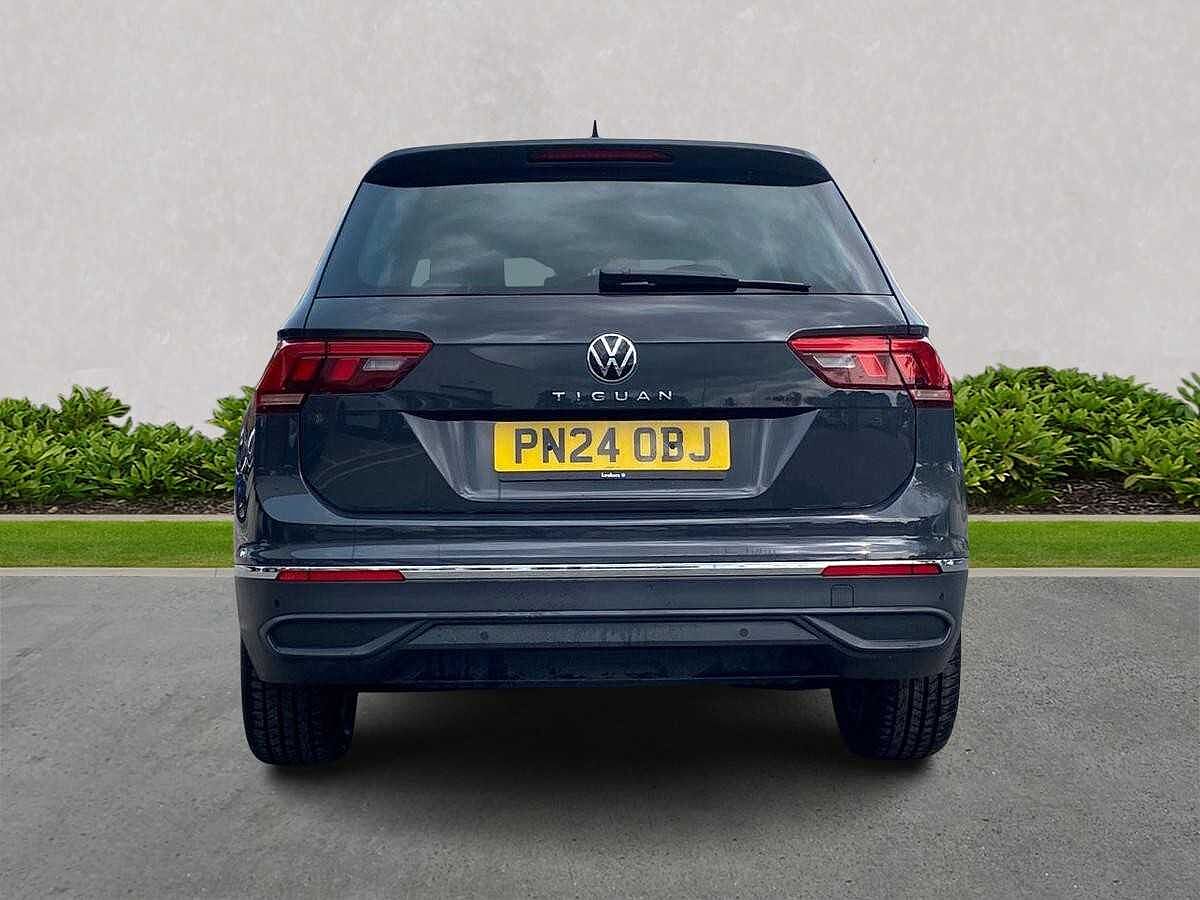 Volkswagen Tiguan 1.5 TSI (150ps) Life EVO DSG 5 door