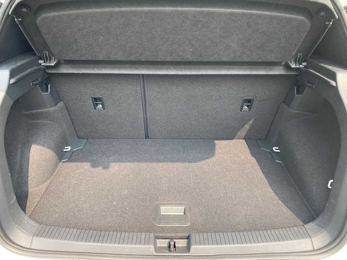 Volkswagen T-Cross 1.0 TSI (115ps) R-Line Hatchback