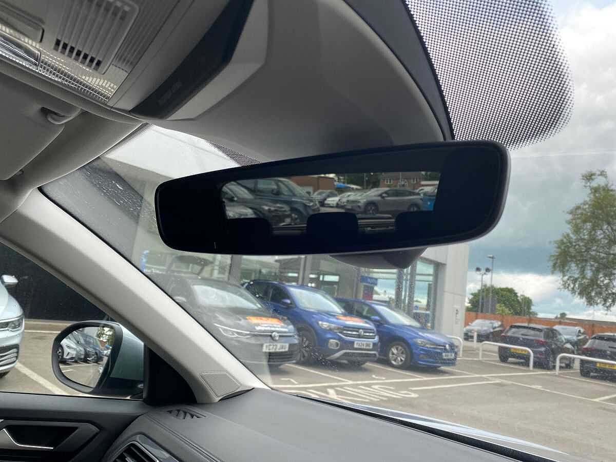 Volkswagen T-Roc 1.5 TSI Style 5Dr