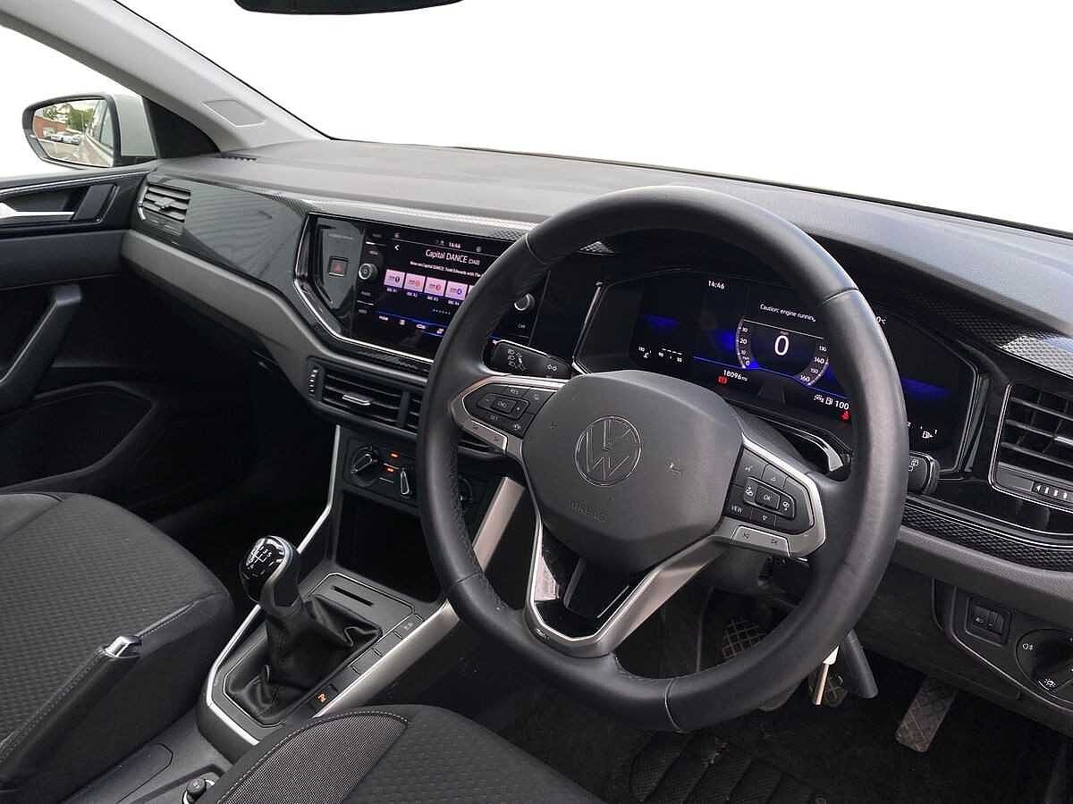 Volkswagen Polo MK6 Facelift (2021) 1.0 80PS Life