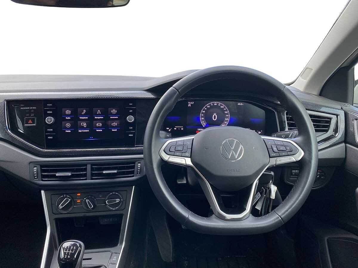 Volkswagen Polo MK6 Facelift (2021) 1.0 80PS Life