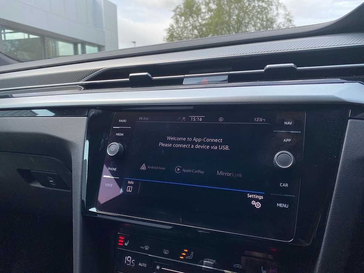 Volkswagen Arteon Shooting Brake R-Line 2.0 TDI 150PS DSG