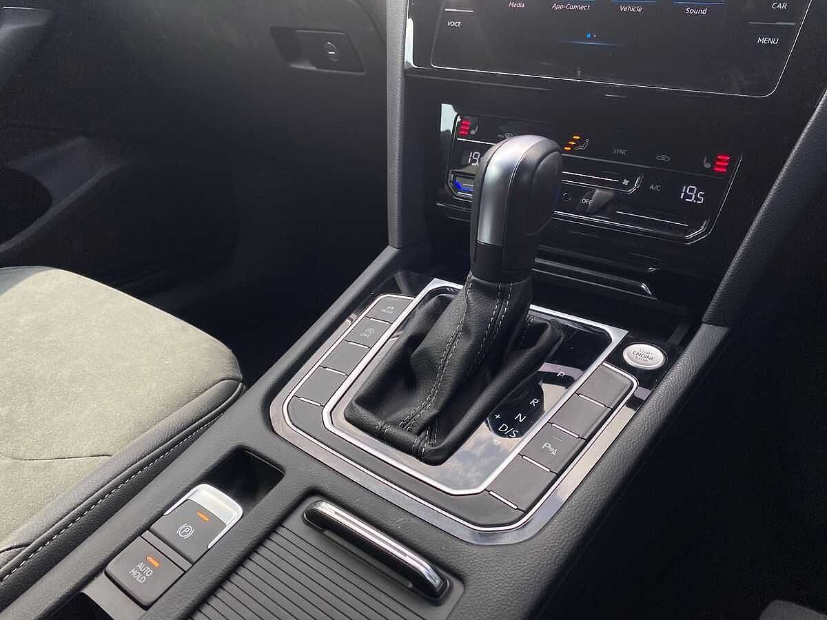 Volkswagen Arteon Shooting Brake R-Line 2.0 TDI 150PS DSG