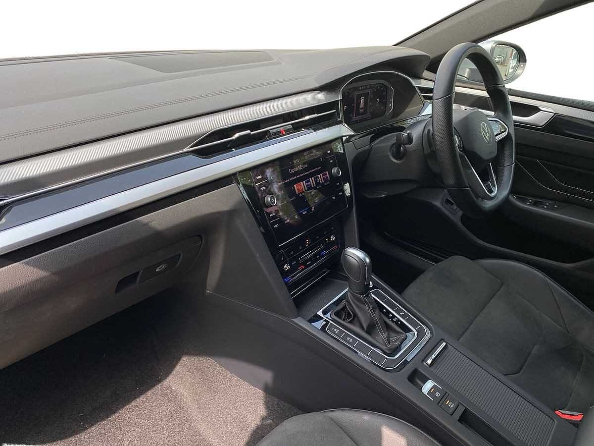 Volkswagen Arteon Shooting Brake R-Line 2.0 TDI 150PS DSG