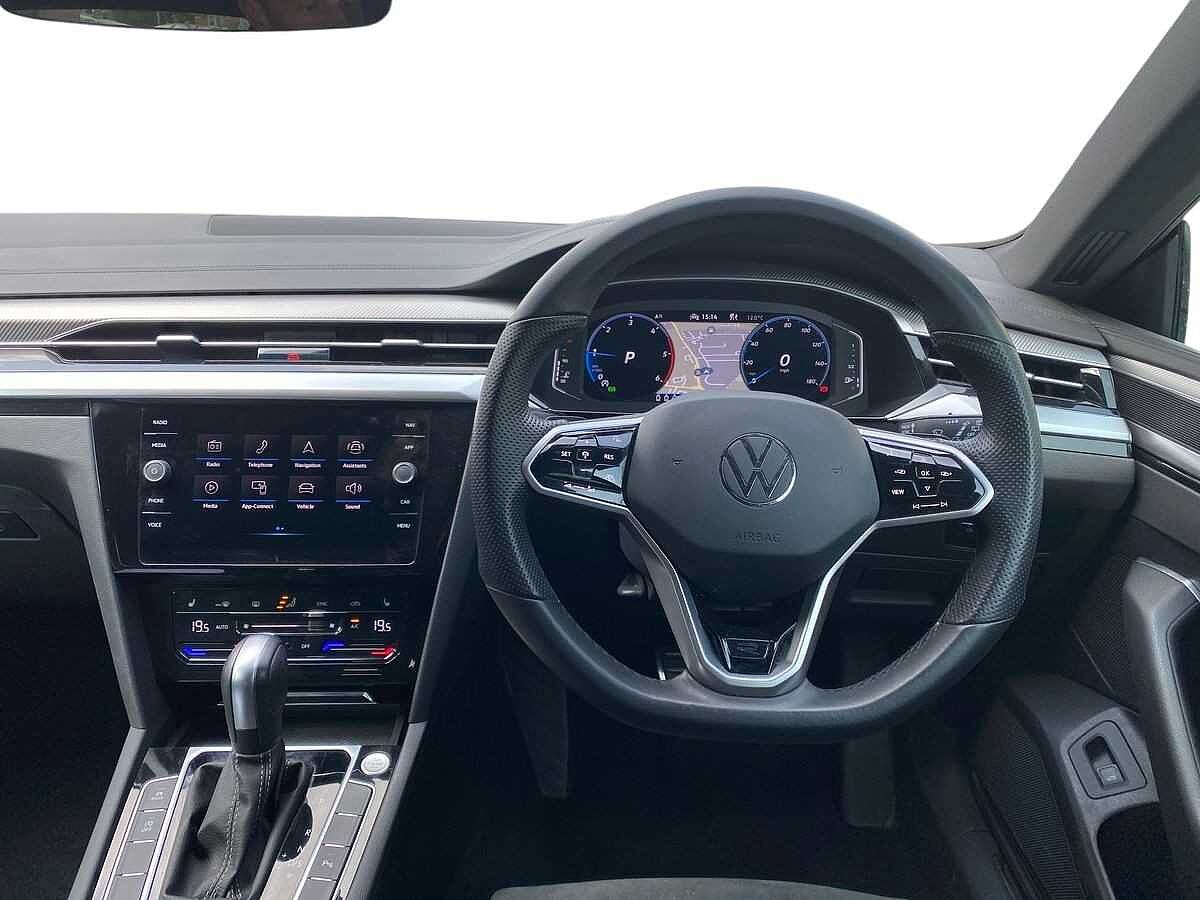 Volkswagen Arteon Shooting Brake R-Line 2.0 TDI 150PS DSG