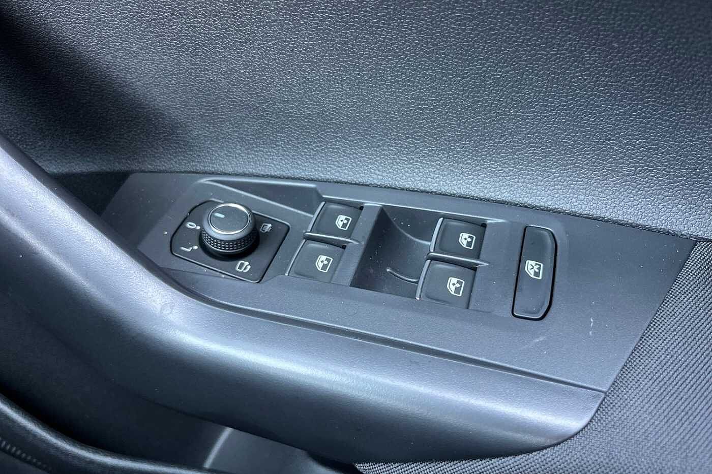 Volkswagen Taigo R-Line 1.5 TSI 150ps 7-Speed DSG 5 Door