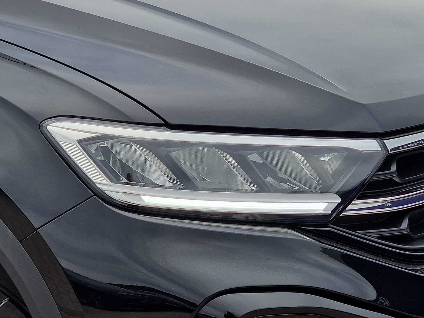 Volkswagen T-ROC 1.5 TSI (150ps) R-Line DSG + BLACK DESIGN PACK