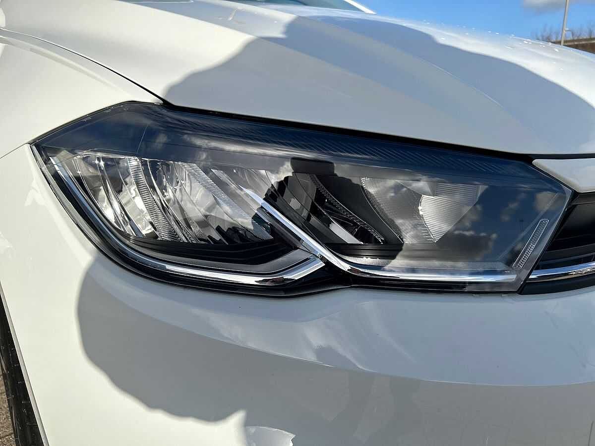 Volkswagen Polo 1.0 TSI (95ps) Match + PARKING SENSORS/SPARE WHEEL