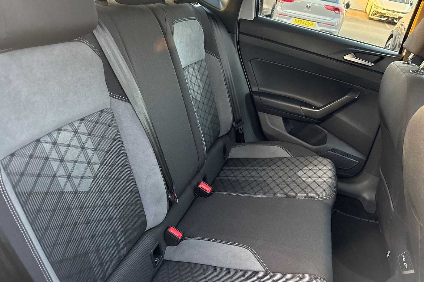 Volkswagen Polo R-Line 1.0 TSI 95PS 5-speed Manual 5 Door