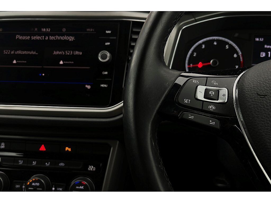 Volkswagen T-ROC 2017 1.0 TSI SE 110PS