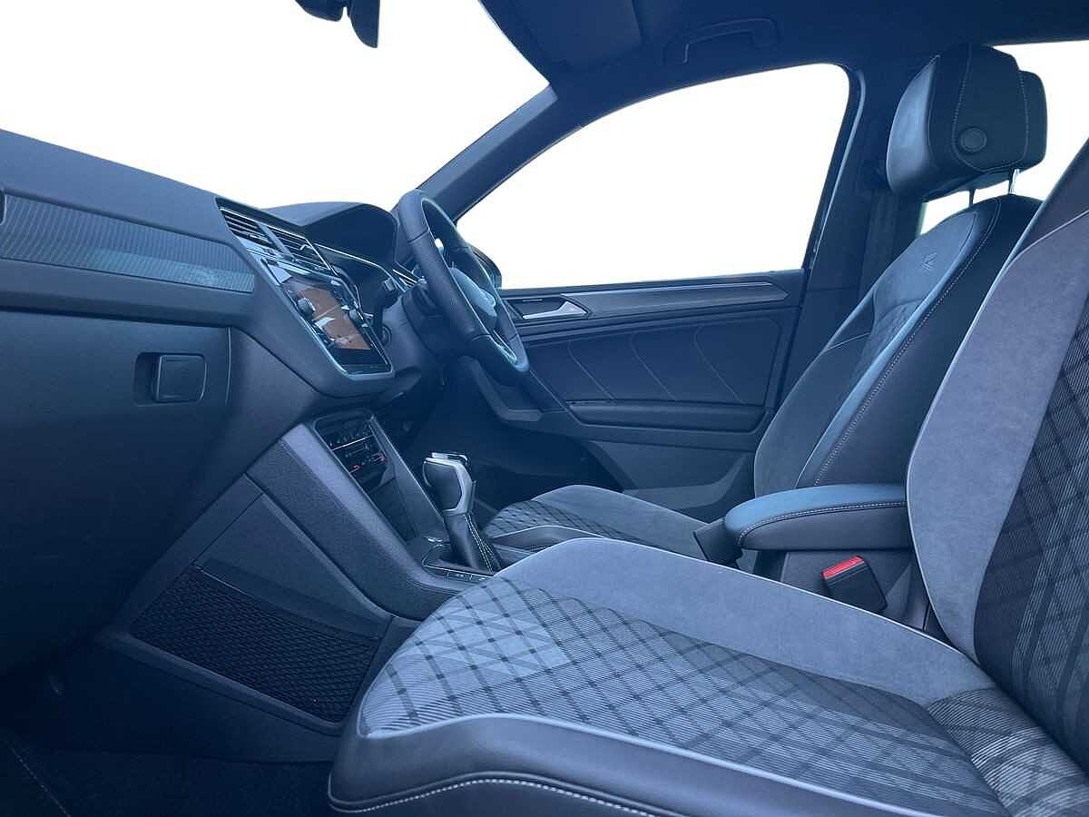 Volkswagen Tiguan 1.5 TSI (150ps) R-Line EVO DSG