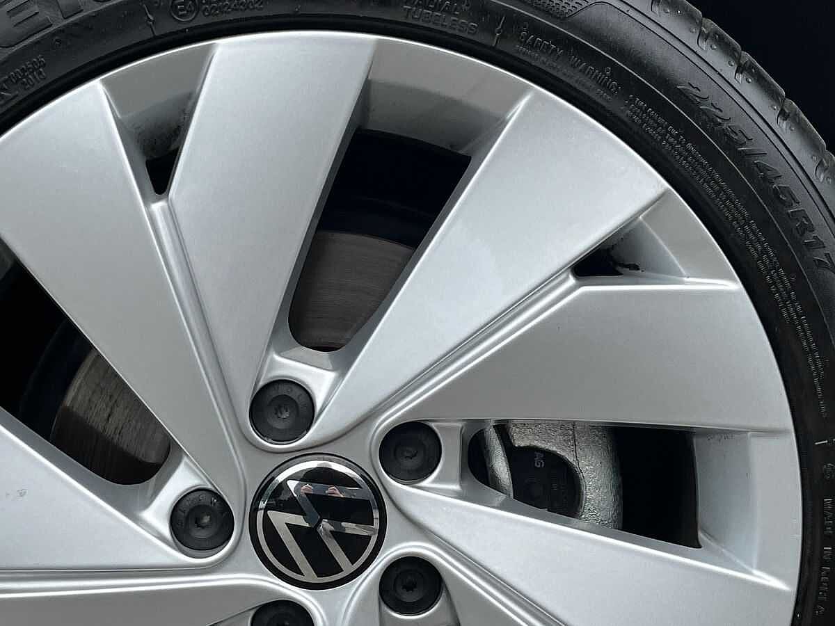 Volkswagen Golf 1.5 TSI Match 5dr