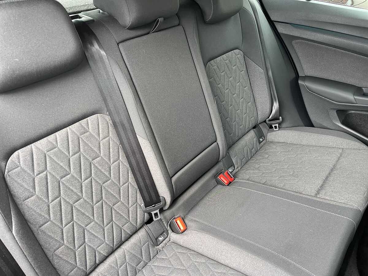 Volkswagen Golf 1.5 TSI Match 5dr
