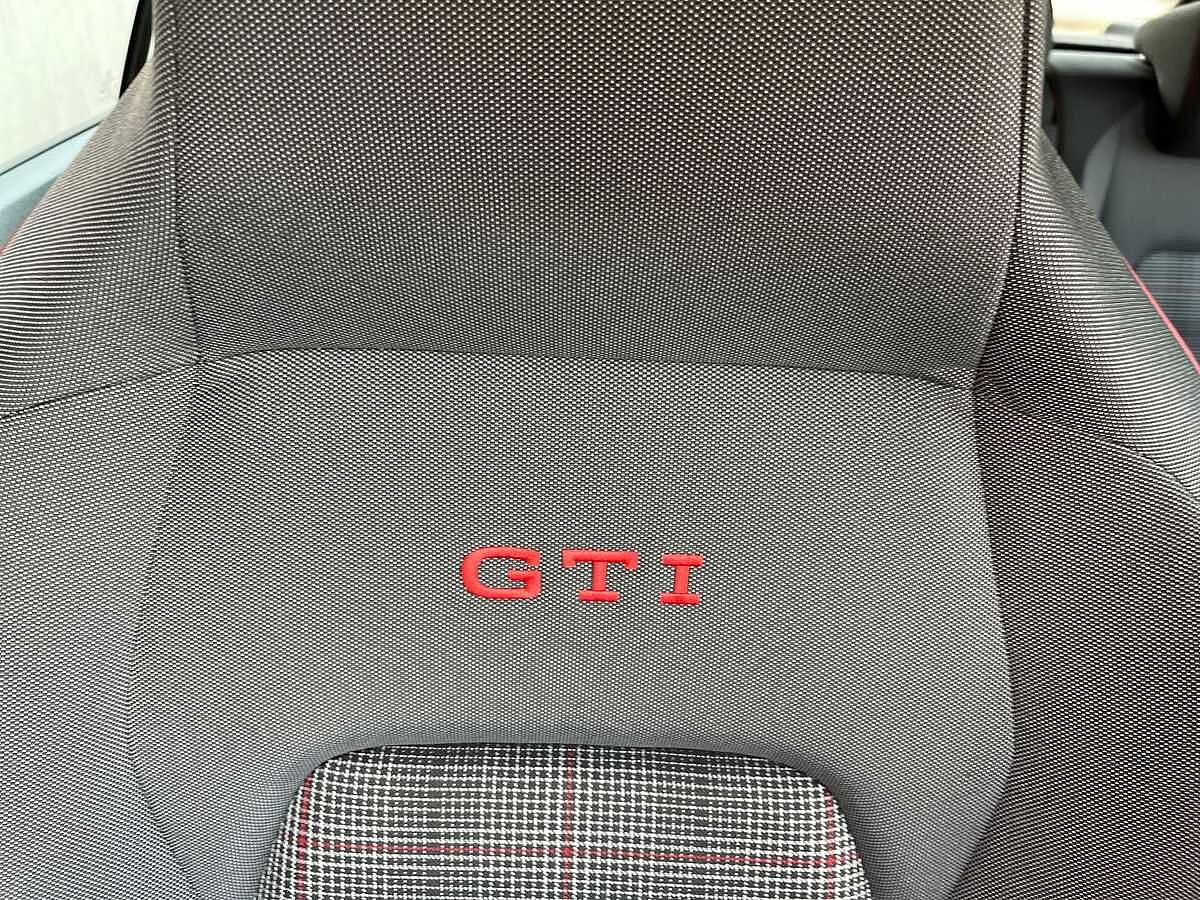 Volkswagen Golf GTI MK8 Facelift 2024 2.0 TSI (265ps) DSG