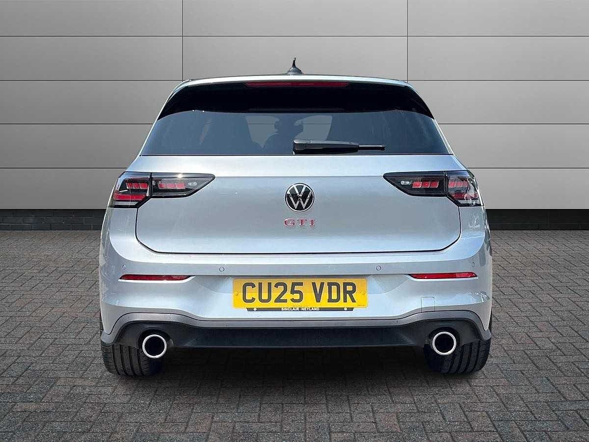 Volkswagen Golf GTI MK8 Facelift 2024 2.0 TSI (265ps) DSG