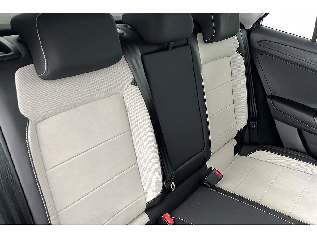 Volkswagen T-Roc Style 1.0 TSI 110PS 6-speed Manual 5 Door