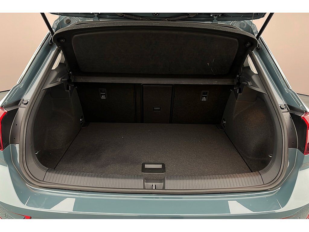 Volkswagen T-Roc Style 1.0 TSI 110PS 6-speed Manual 5 Door