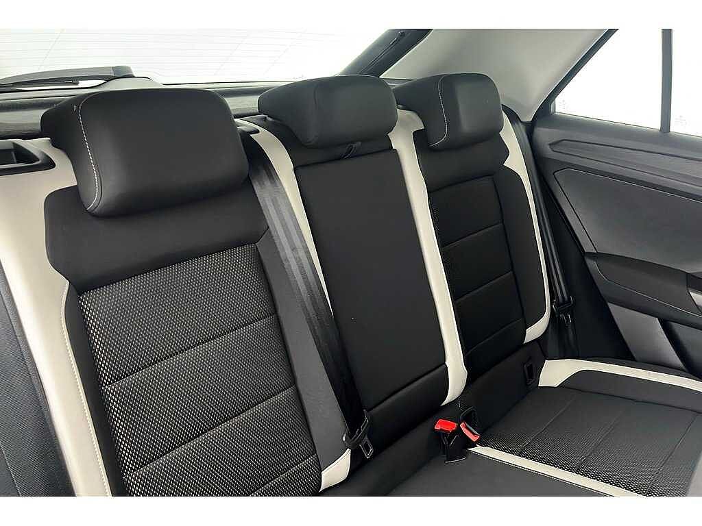 Volkswagen T-Roc SEL 1.5 TSI 150PS EVO 7-speed DSG 5 Door