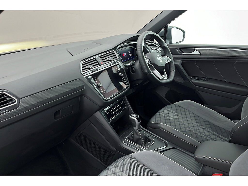 Volkswagen Tiguan 1.5 TSI (150ps) R-Line EVO DSG