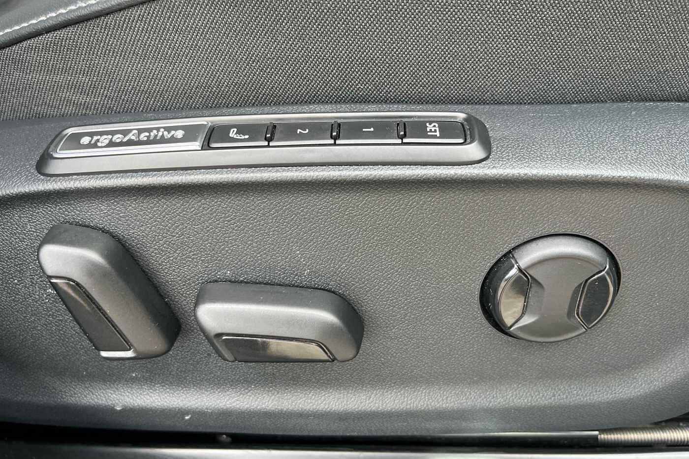 Volkswagen ID.7 Pro Launch Edition 77kWh 286PS Automatic 5 Dr