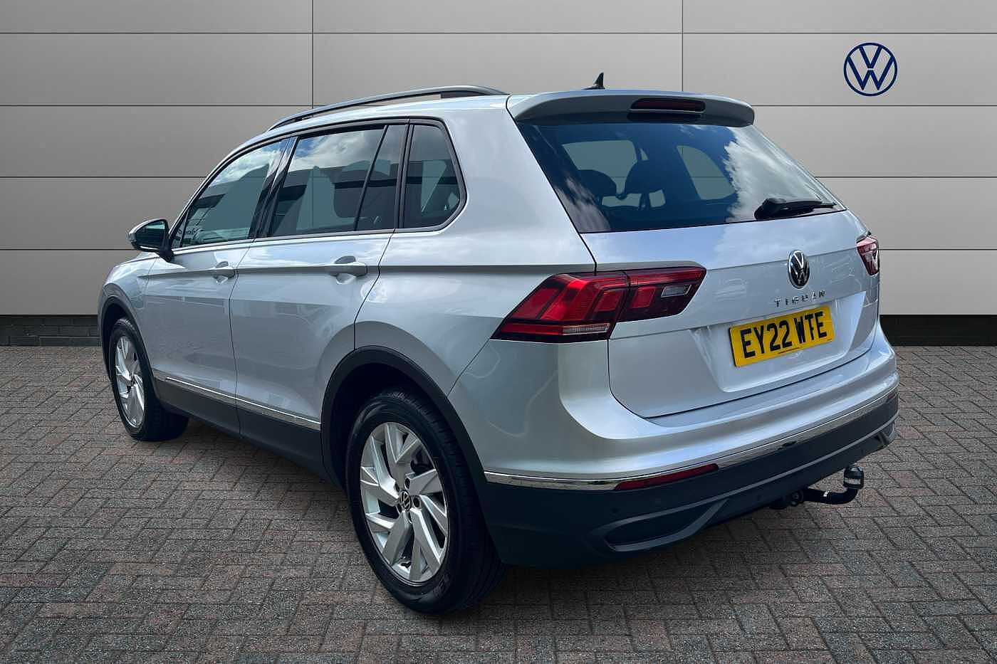 Volkswagen Tiguan 2.0 TDI (150PS) Life SCR DSG 5 door