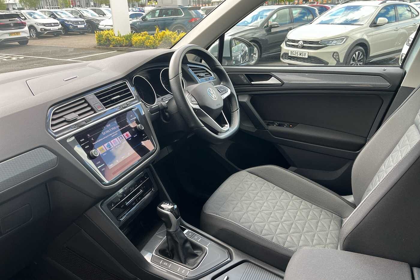 Volkswagen Tiguan 2.0 TDI (150PS) Life SCR DSG 5 door