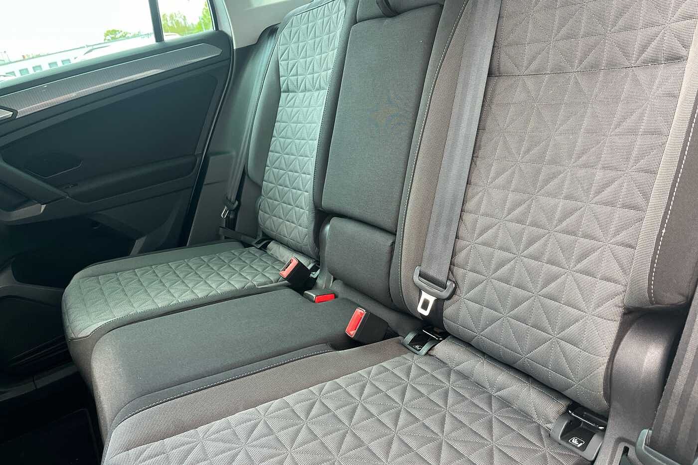 Volkswagen Tiguan 2.0 TDI (150PS) Life SCR DSG 5 door