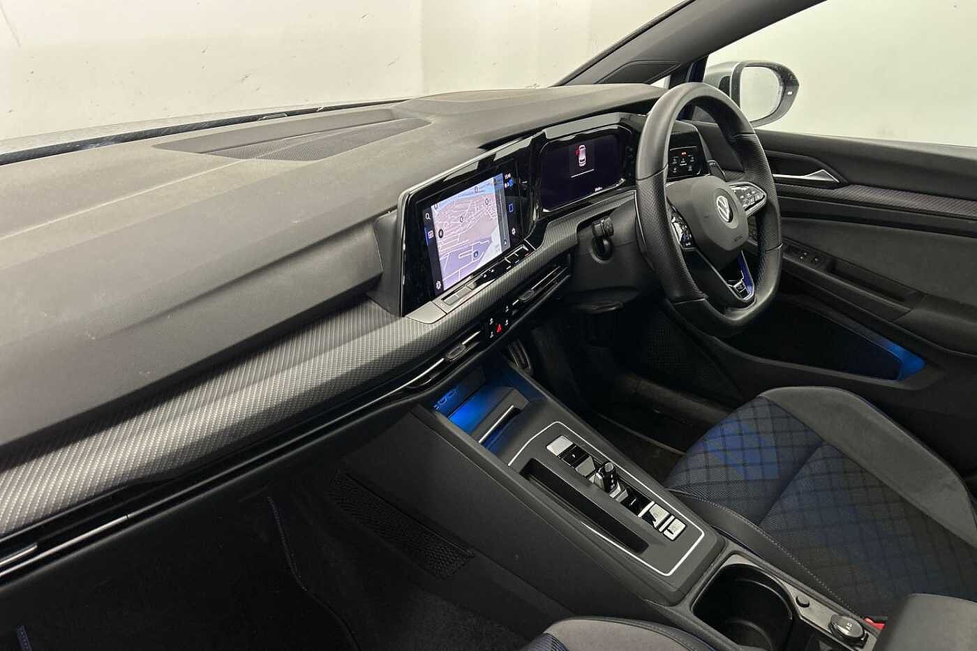 Volkswagen Golf R MK8 2.0 TSI 4Motion 320PS DSG 5 Dr