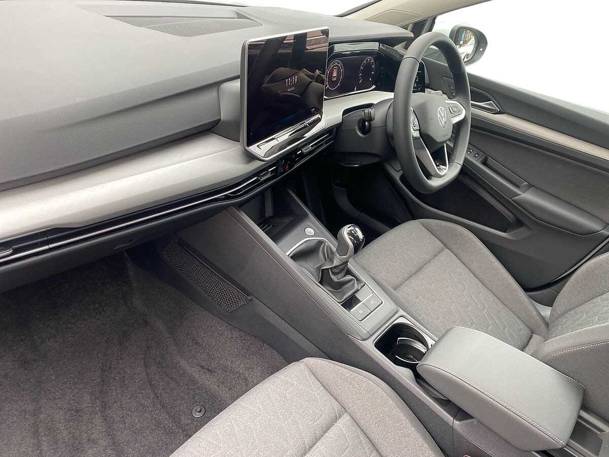 Volkswagen Golf 1.5 TSI Life 5Dr