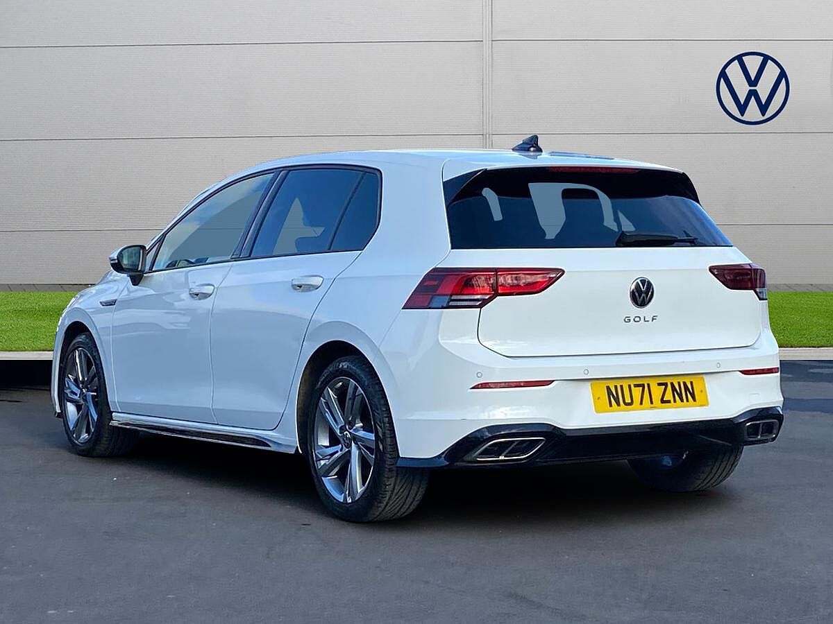 Volkswagen Golf MK8 Hatchback 5-Dr 1.5 TSI (130ps) R-Line EVO