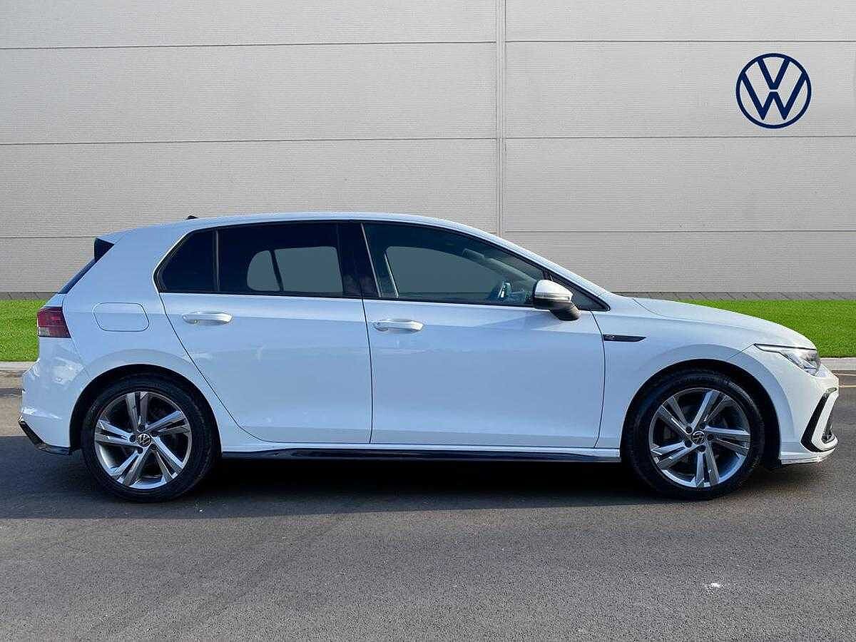 Volkswagen Golf MK8 Hatchback 5-Dr 1.5 TSI (130ps) R-Line EVO