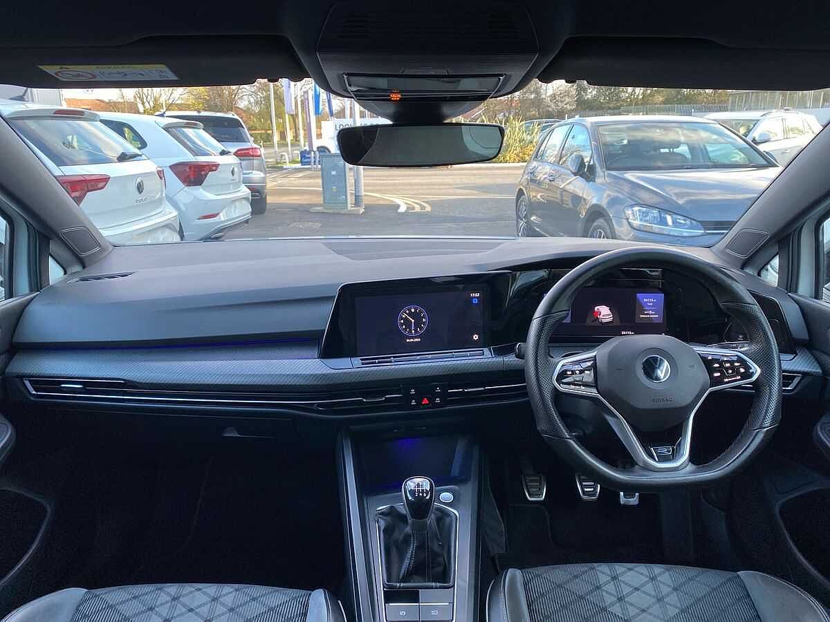 Volkswagen Golf MK8 Hatchback 5-Dr 1.5 TSI (130ps) R-Line EVO