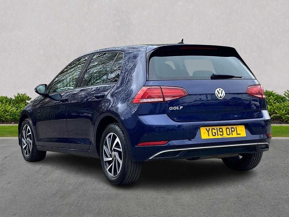 Volkswagen Golf MK7 FL 1.6TDI (115ps) Match 5Dr