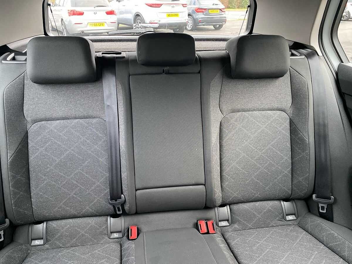 Volkswagen Golf MK8 Hatchback 5-Dr 1.5 TSI (150ps) Life EVO
