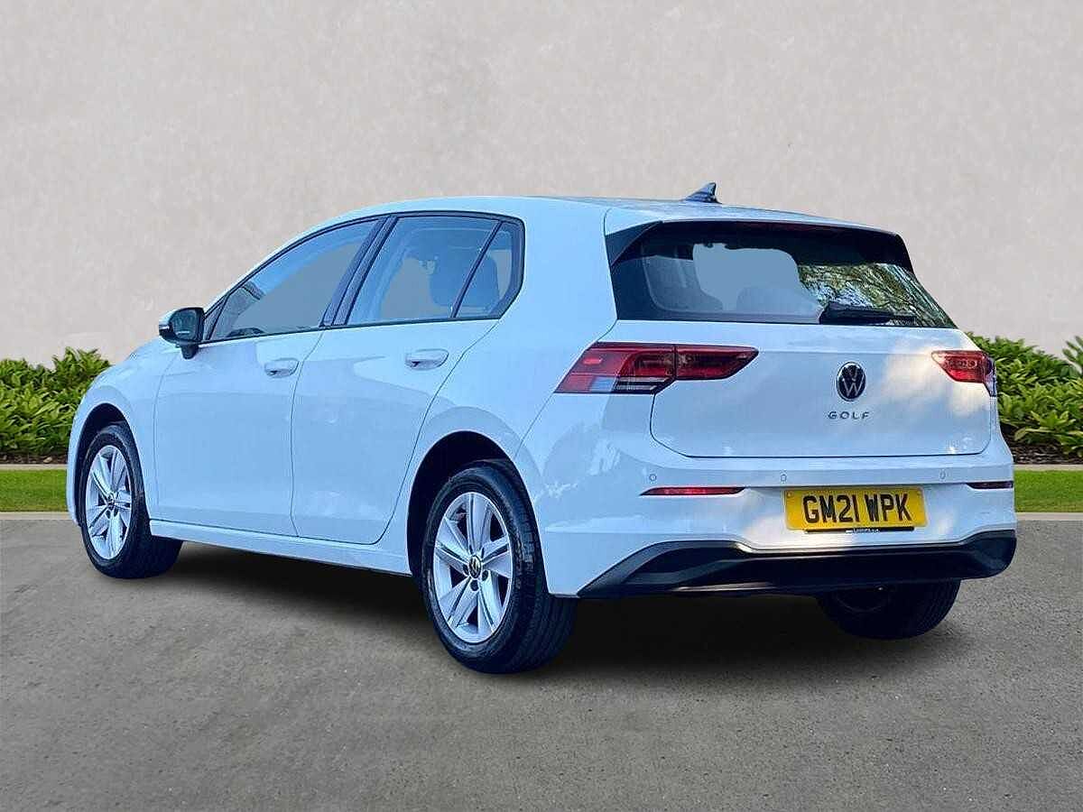 Volkswagen Golf 1.0 TSI Life 5Dr