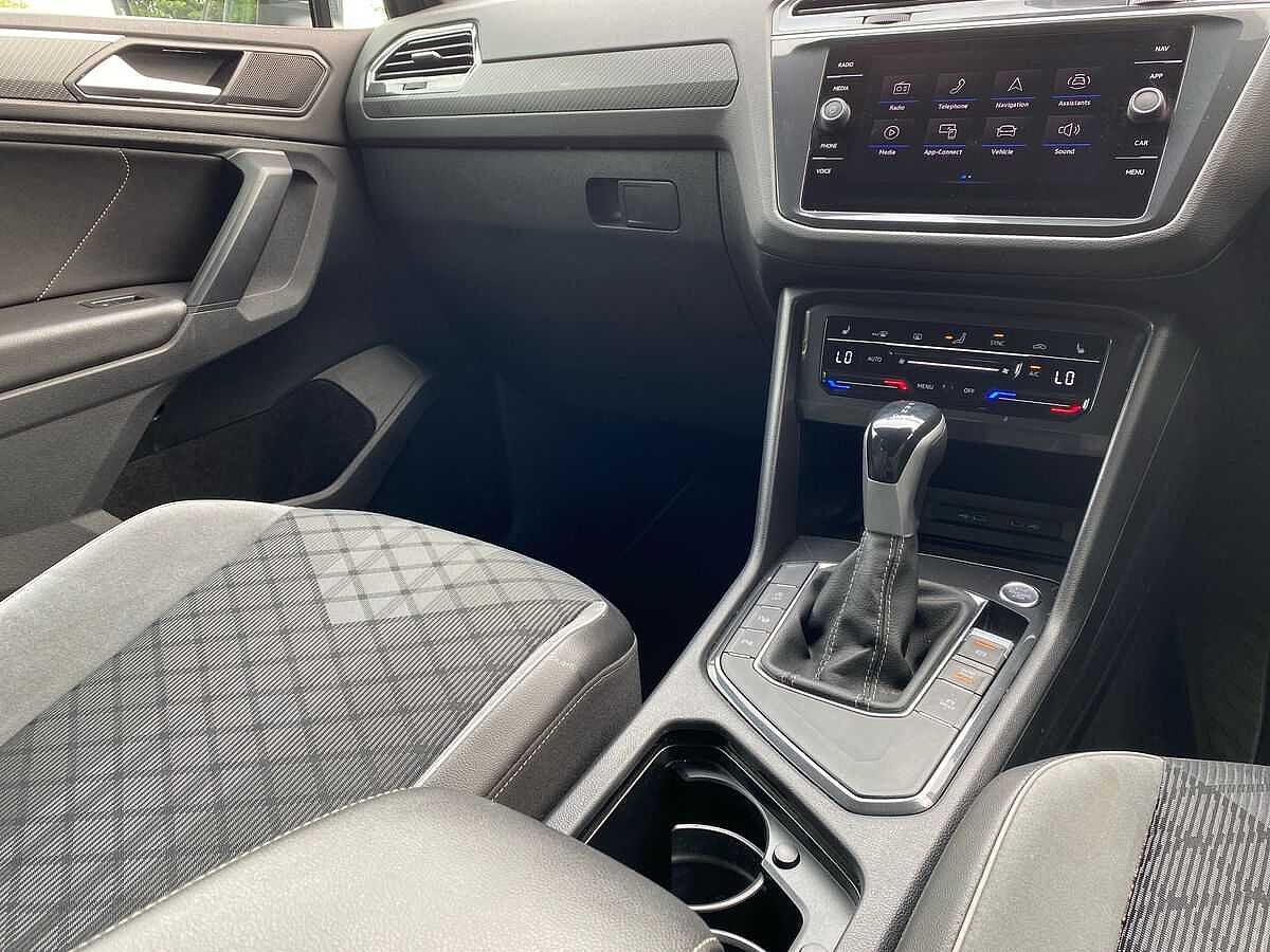 Volkswagen Tiguan 1.5 TSI (150ps) R-Line EVO DSG