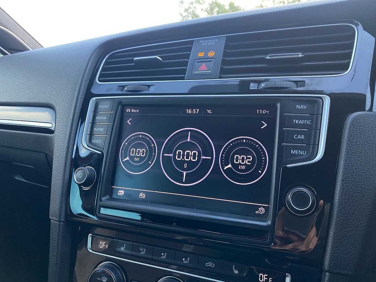 Volkswagen Golf 2.0 TSI R 300PS DSG 5Dr