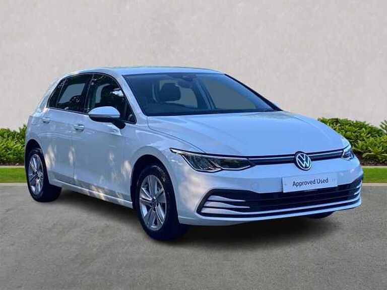 Volkswagen Golf 1.0 TSI Life 5Dr
