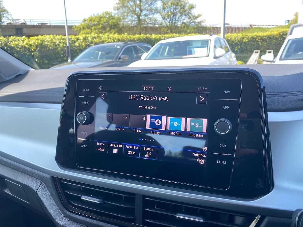 Volkswagen T-Roc 1.5 TSI Life 5Dr