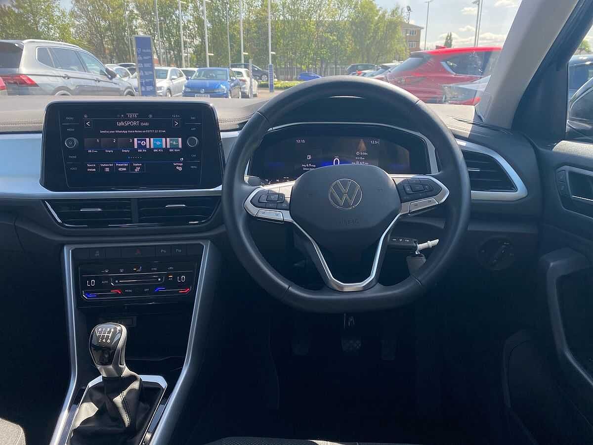 Volkswagen T-Roc 1.5 TSI Life 5Dr