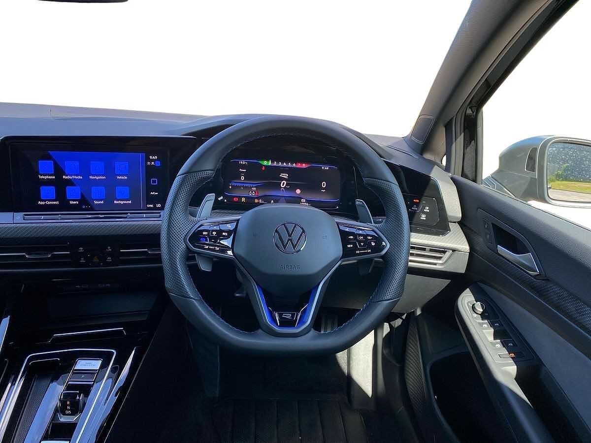 Volkswagen Golf R MK8 2.0 TSI 4Motion 320PS DSG 5 Dr