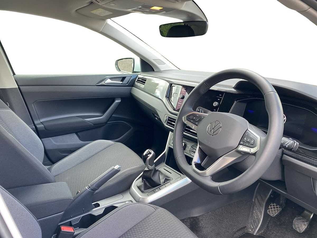 Volkswagen Polo 1.0 TSI Match 5Dr