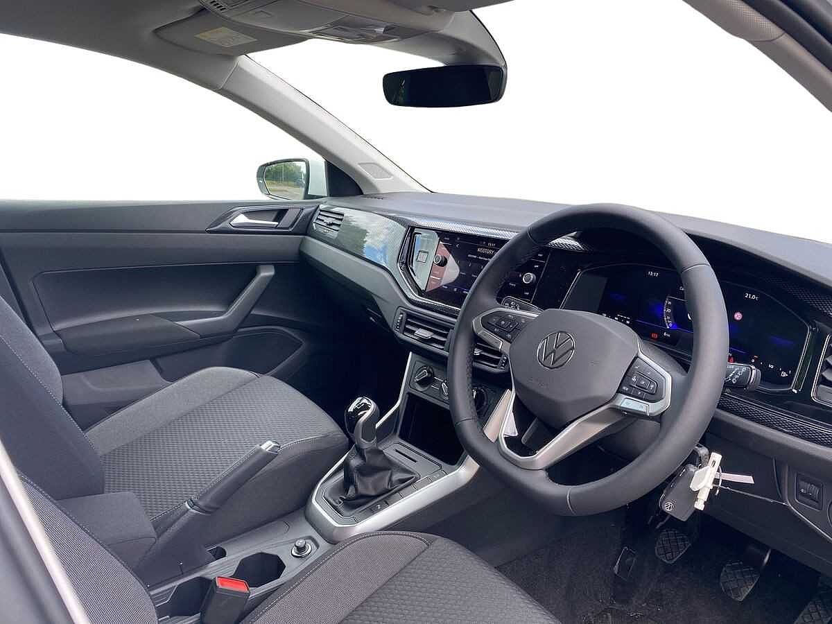 Volkswagen Polo 1.0 TSI Match 5Dr