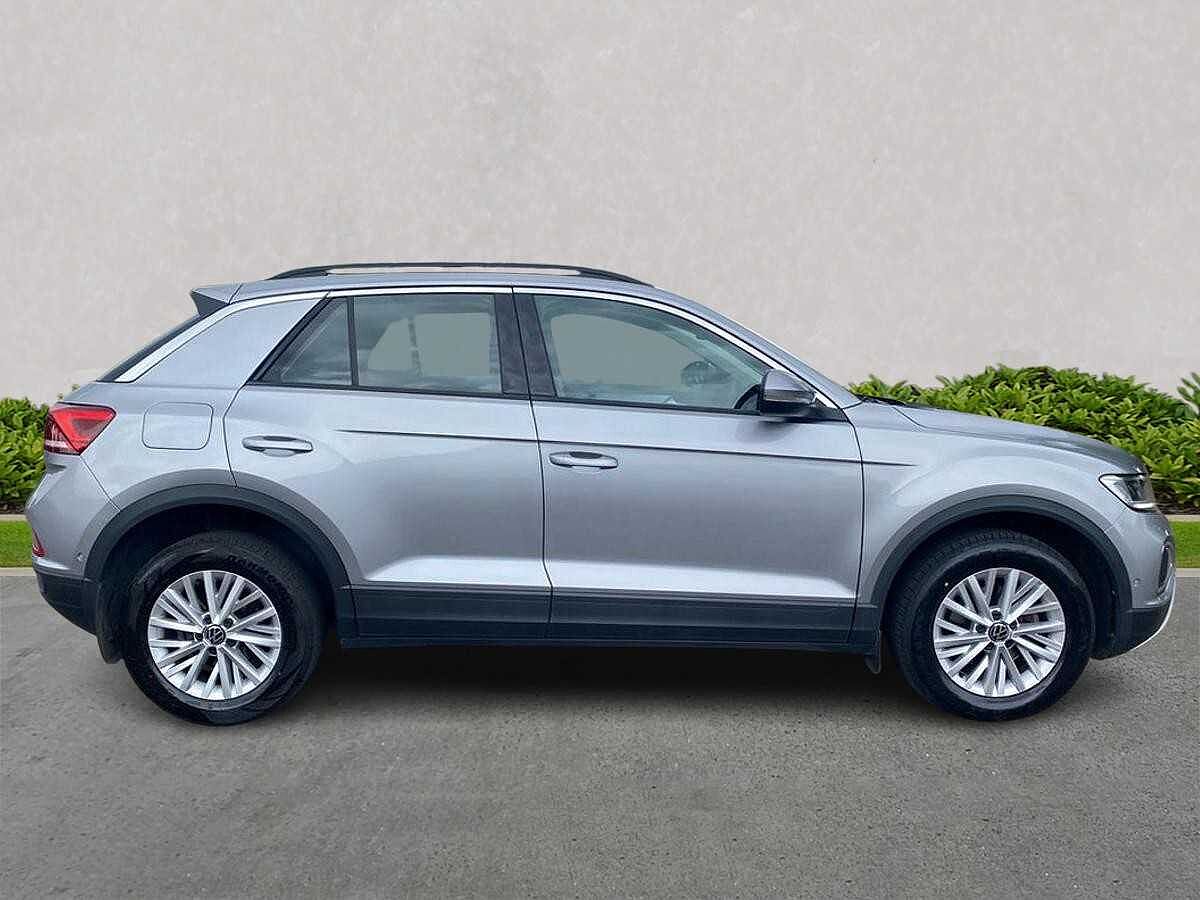 Volkswagen T-Roc 1.5 TSI Life 5Dr