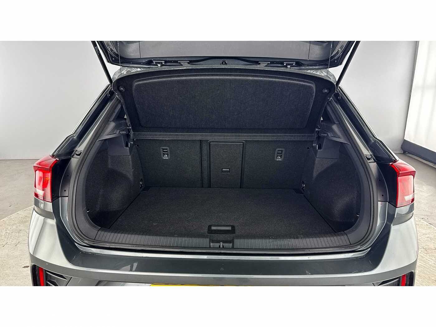 Volkswagen T-ROC 2.0TDI (150ps) R-Line EVO DSG