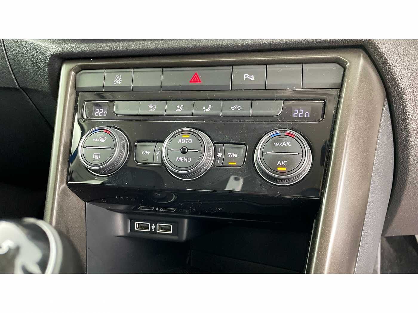Volkswagen T-ROC 2017 1.5 TSI Design 150PS EVO