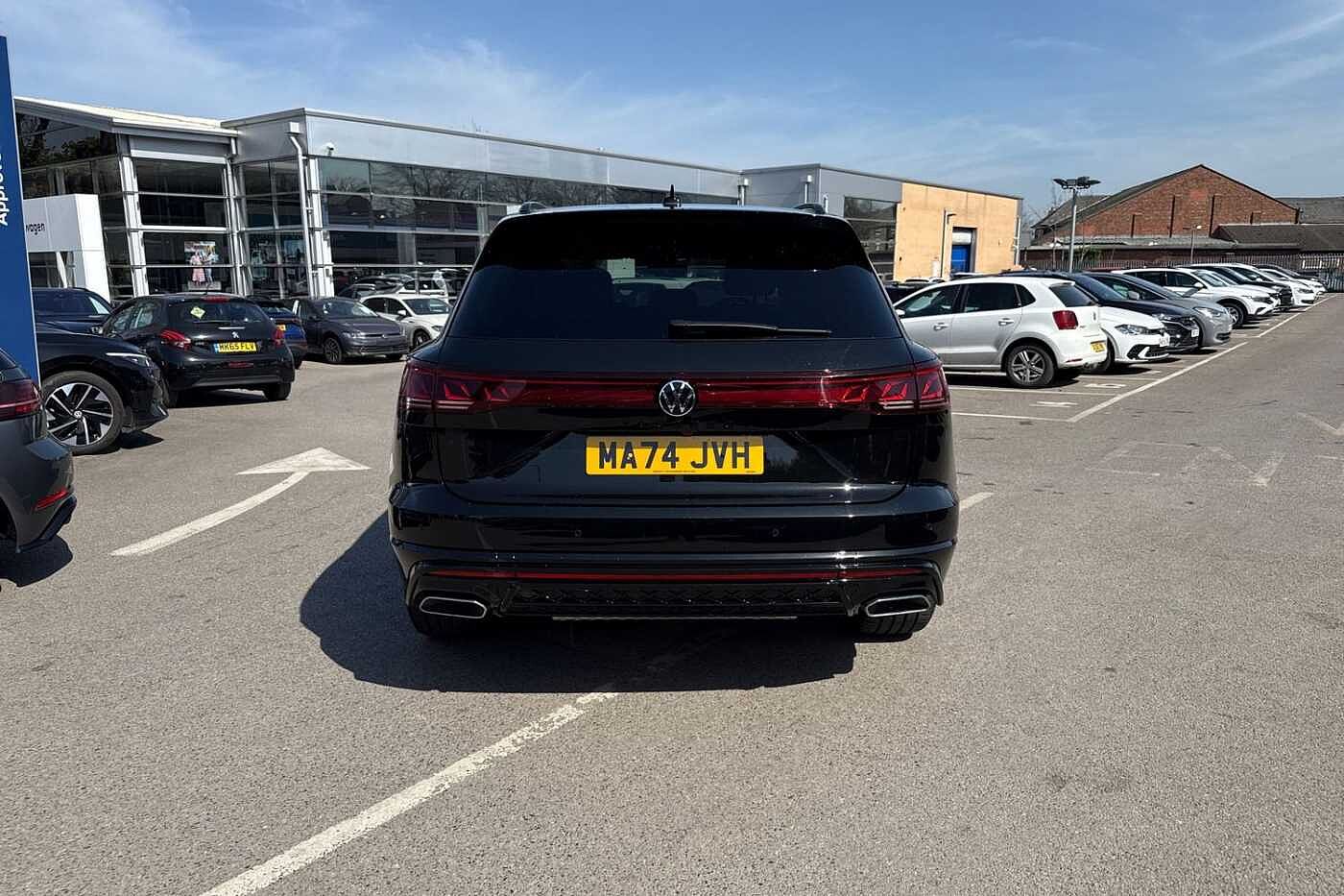 Volkswagen Touareg 3.0TDI (286ps) Black Edition 4Motion 5dr